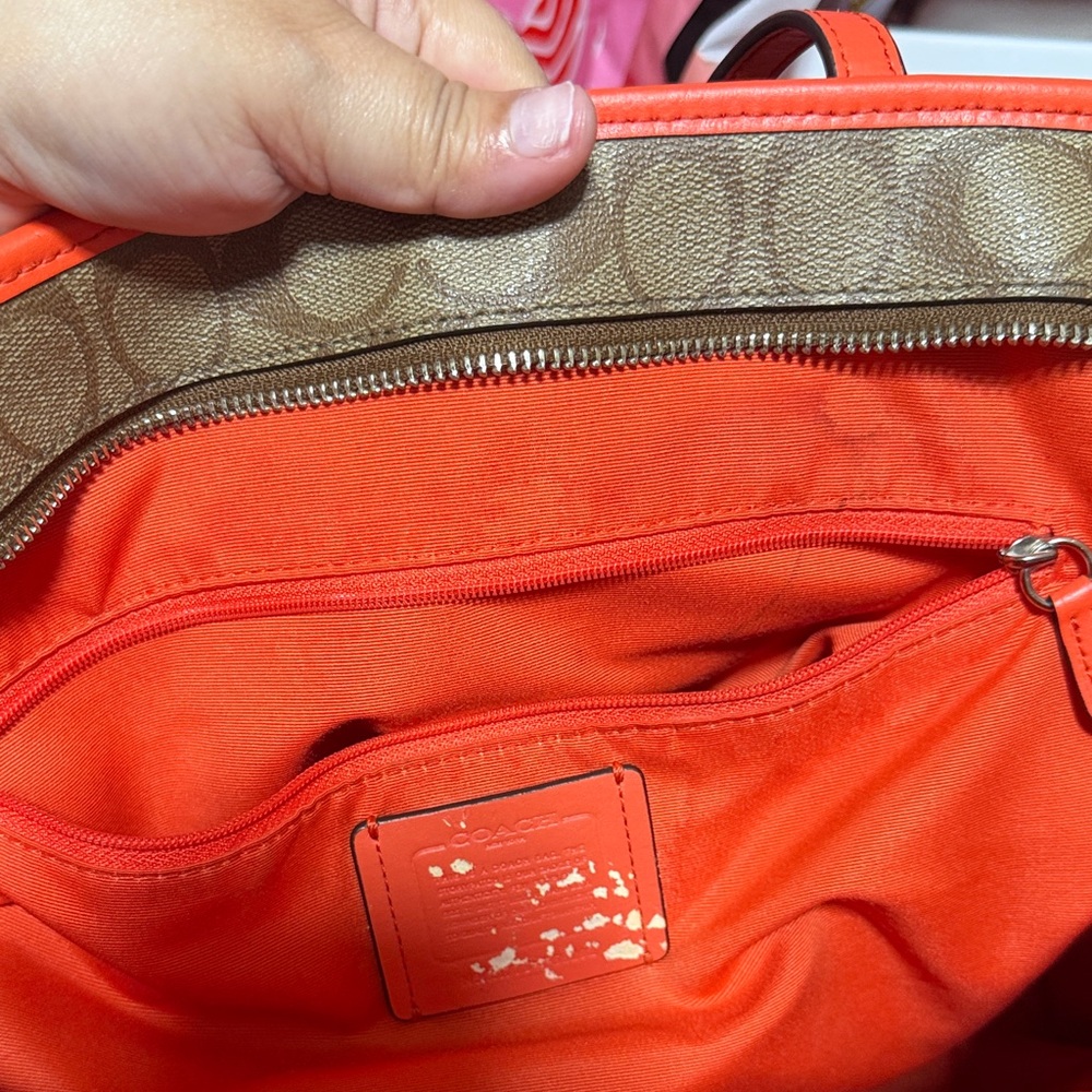 Coach City Tote Bag Tan & Orange - Picture 11 of 11